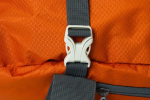 Explorer Duffle Medium Quick Release Buckle