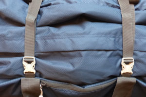 Explorer Duffle Top Compression Straps